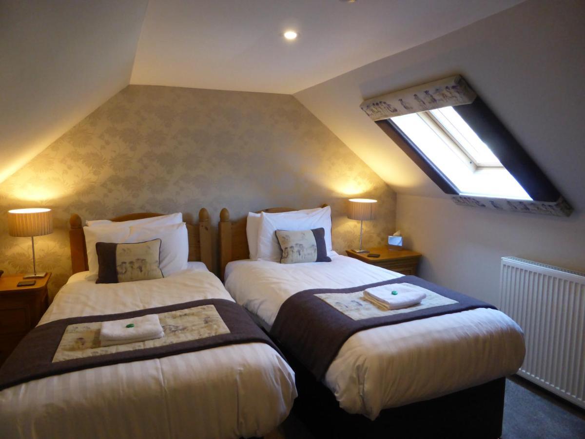 Glen Clova Hotel & Luxury Lodges Millton of Clova Eksteriør bilde