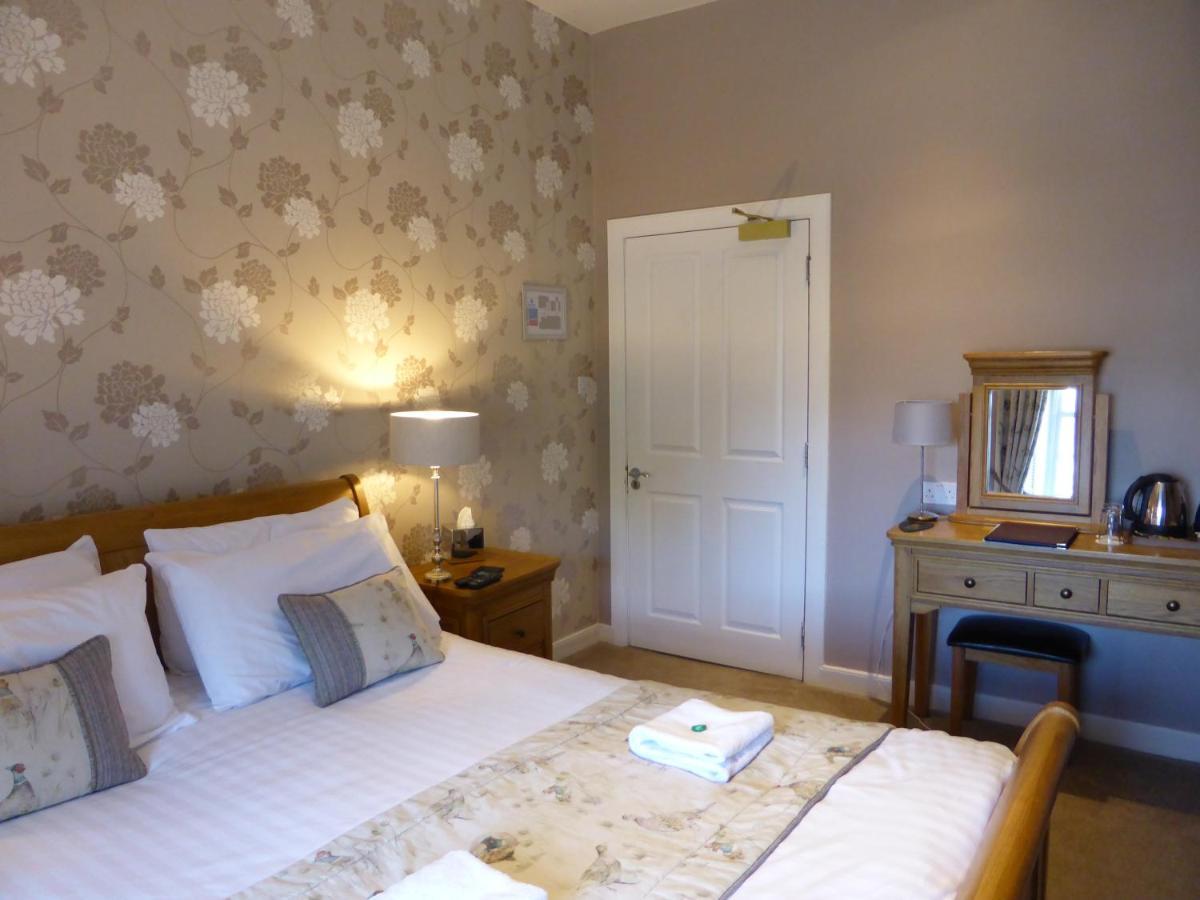 Glen Clova Hotel & Luxury Lodges Millton of Clova Eksteriør bilde
